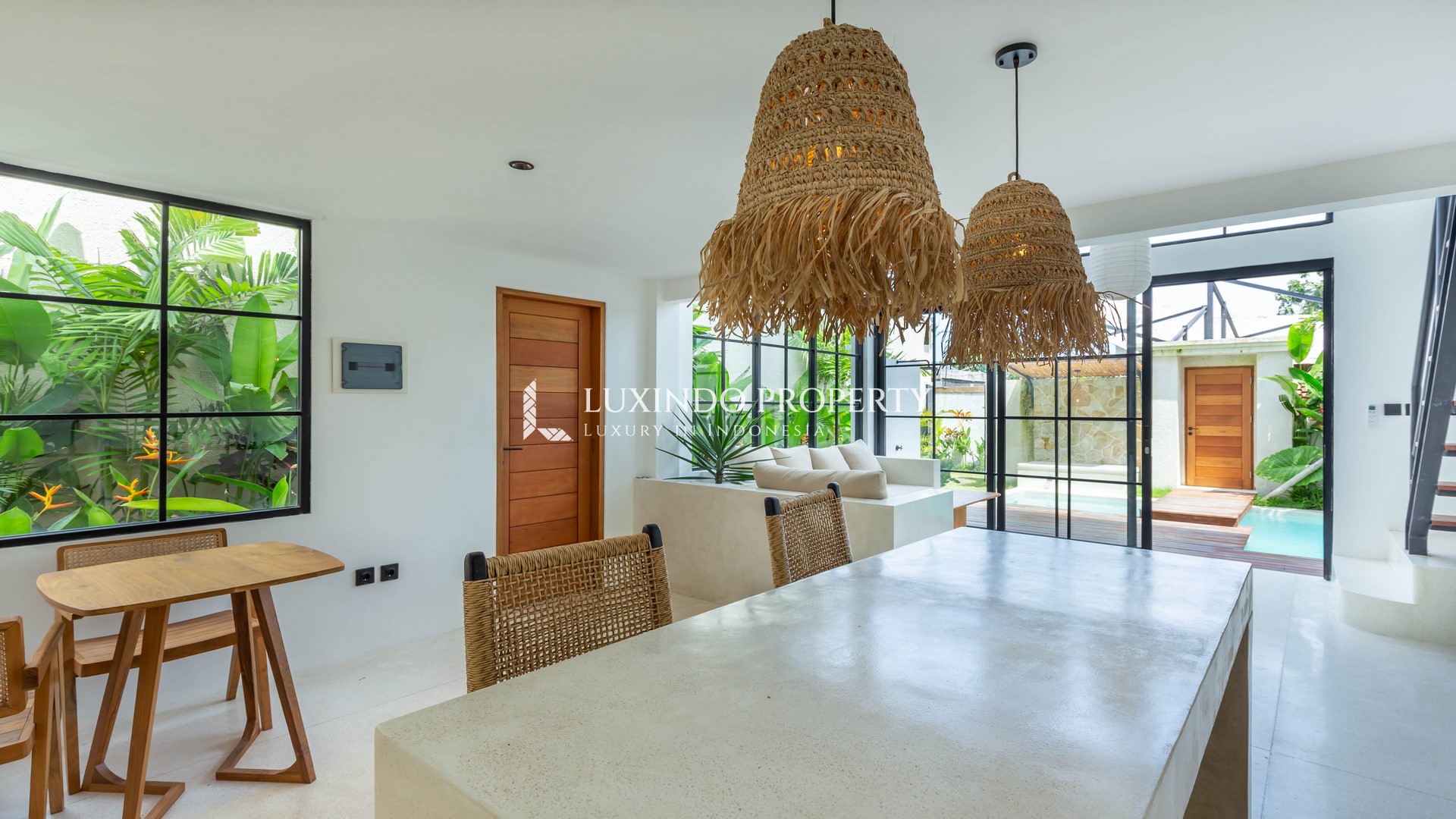 BALANGAN - A MODERN ONE-BEDROOM VILLA BATHED IN NATURAL LIGHT (LHV888)